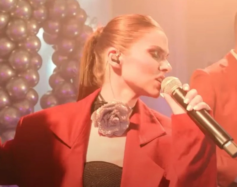 O vedetă PRO TV apare pentru prima dată pe Netflix. Cântă în „Subteran”, serialul românesc care face senzație pe celebra platformă