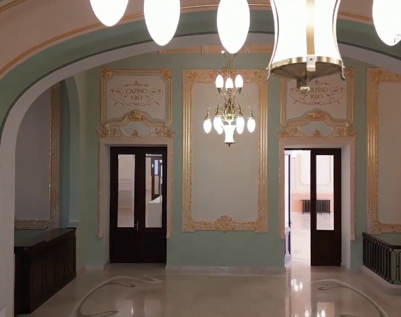 Înainte și după. S-au terminat lucrările la Cazinoul din Constanța. Povestea clădirii emblematice de pe Litoral