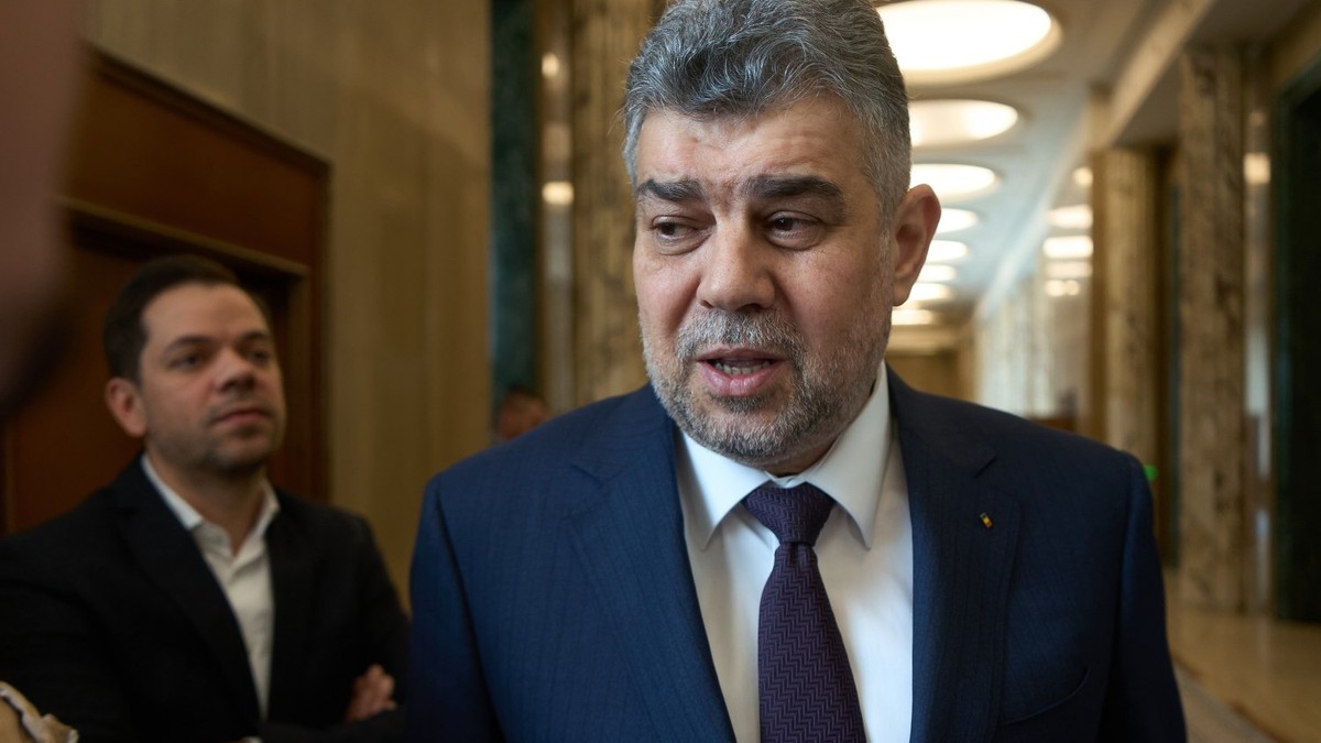 Marcel Ciolacu alături de consilierul său, Eugen Constantin