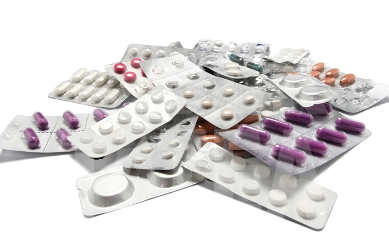 Alţi 12 medici şi farmacişti anchetaţi în dosarul reţetelor false