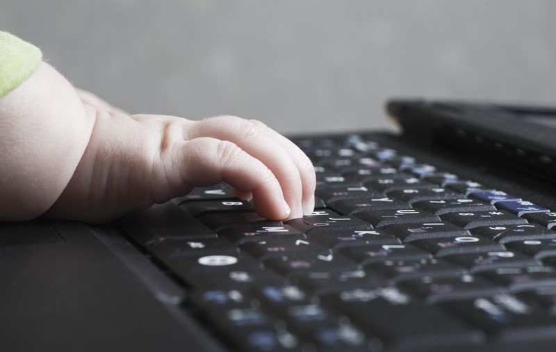 Dâmboviţenii pot vorbi cu Poliţia pe messenger