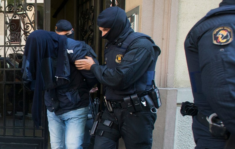 Rețea de hoți din România și Republica Moldova, destructurată de poliția din Belgia