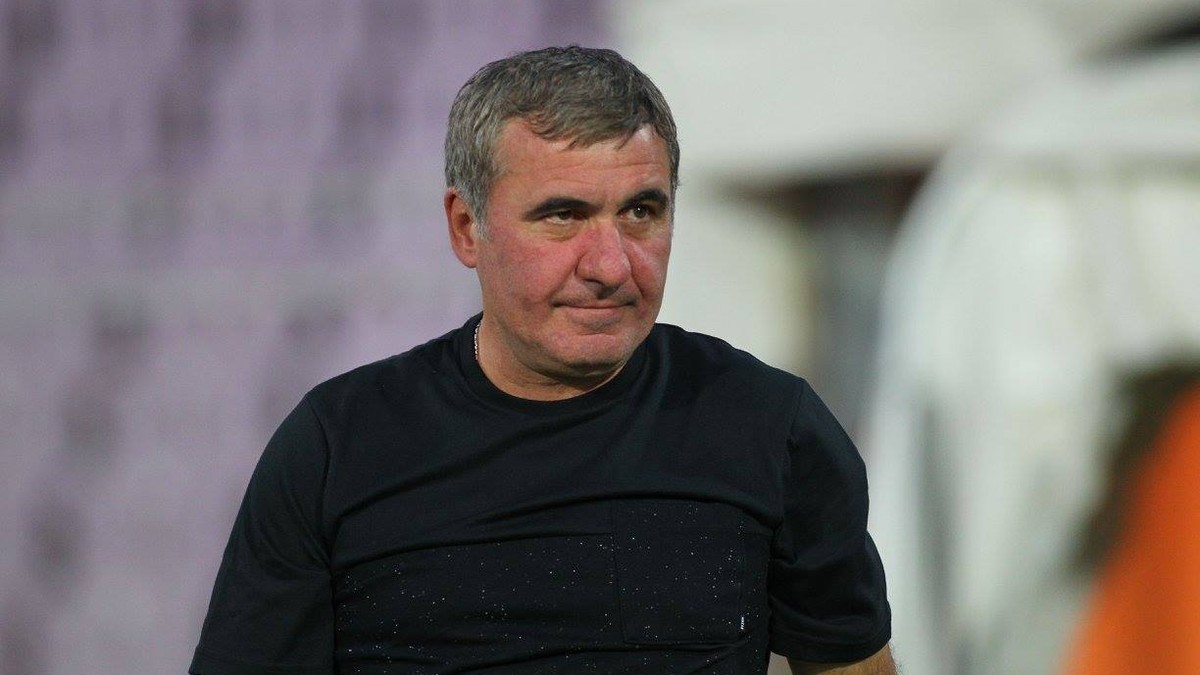 Hagi a mai dat afară doi jucători. Unul și-a găsit imediat echipă în Liga 1