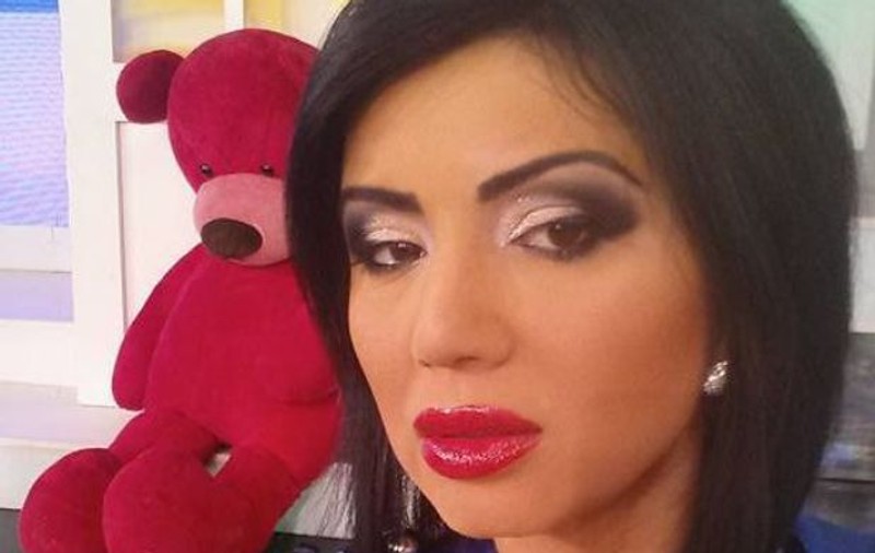 Reacţia Adrianei Bahmuţeanu, atunci când mama ei i-a spus La mulţi ani! "Ai grijă că ai termen la tribunal"