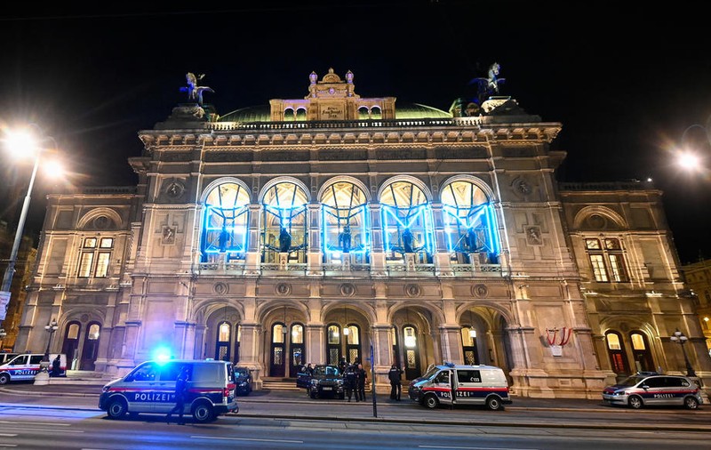 SRI, după atacul terorist din Viena: "Asemenea persoane sunt foarte greu de identificat de structurile de securitate şi intelligence"