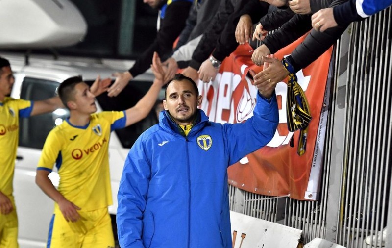 Claudiu Tudor se retrage cu ocazia sărbătorii promovării Petrolului în Liga 2