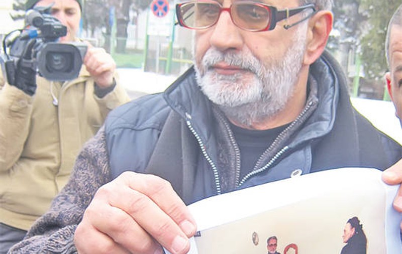 Ion Manole, supărat că nu-și poate vedea nepotul la împlinirea vârstei de doi ani: ”De acum îi vom spune Mădălin, nu Petru jr”
