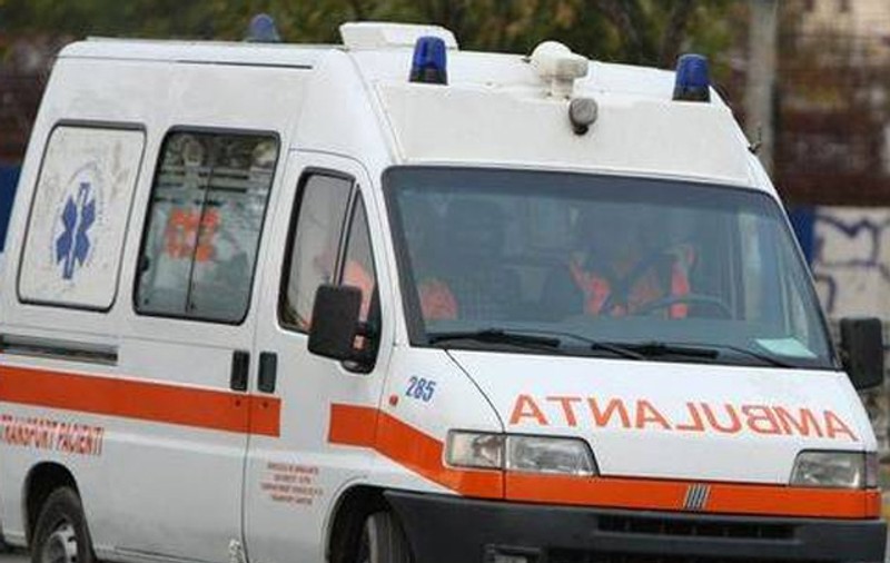 O maşină cu număr de corp diplomatic, implicată într-un ACCIDENT MORTAL, în Mureş