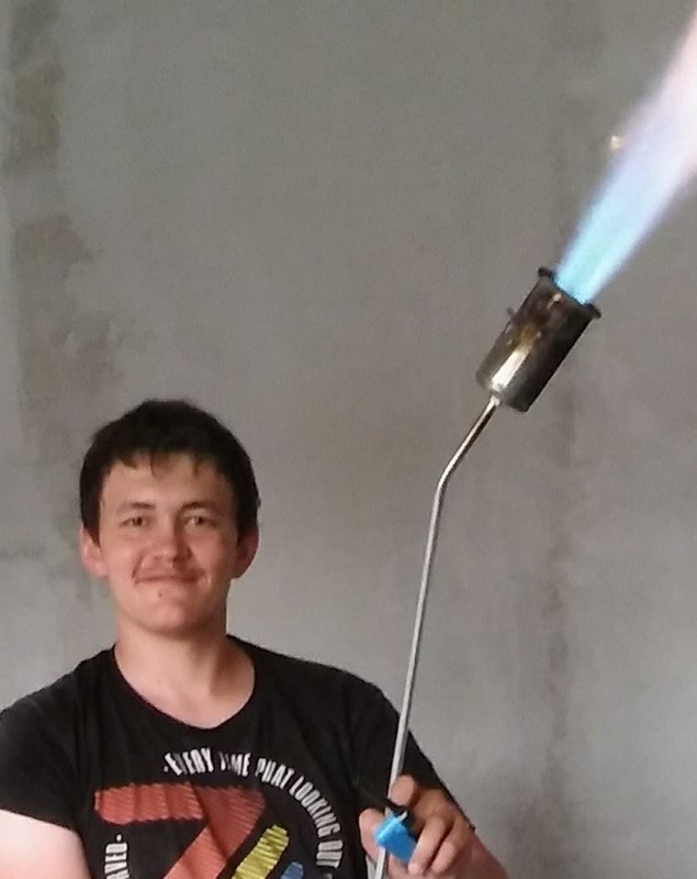 FOTO | #AllForJan. Articolul nepublicat de jurnalistul slovac Ján Kuciak, ucis în propria casă