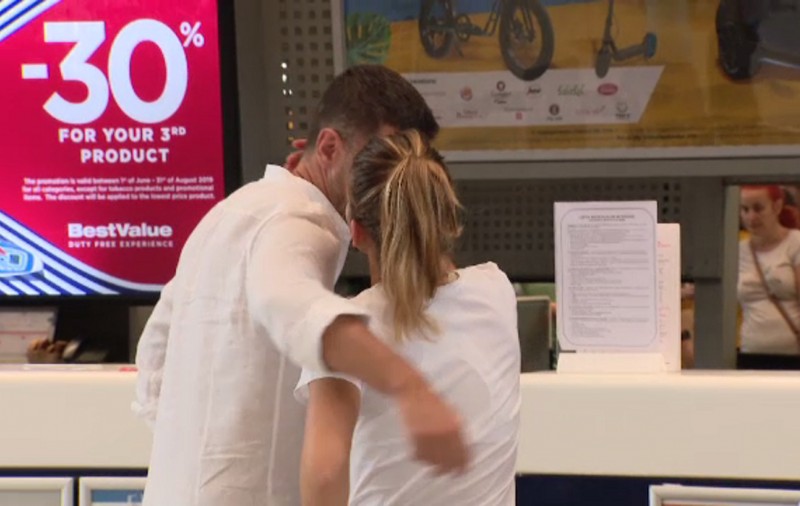 Simona Halep, îmbrățișări tandre cu iubitul Toni Iuruc. Jucătoarea de tenis a plecat în Canada, la Rogers Cup 2019