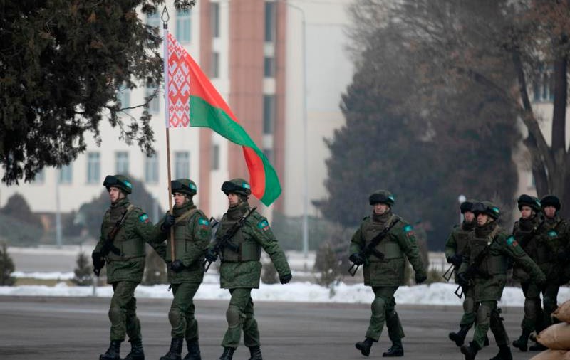 Belarus a reluat exercițiile militare. Mesajul transmis de Ministerul Apărării de la Minsk