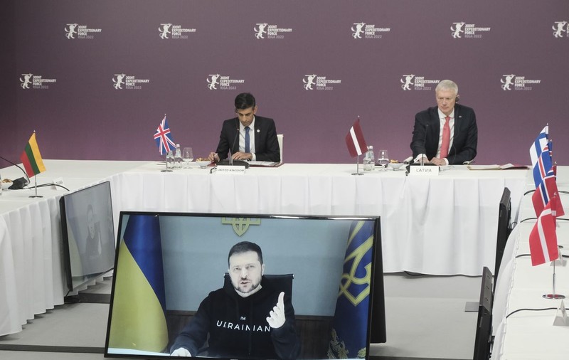 Volodimir Zelenski le cere liderilor europeni mai multe arme. „Depinde mult de voi cum se va sfârși acest război”