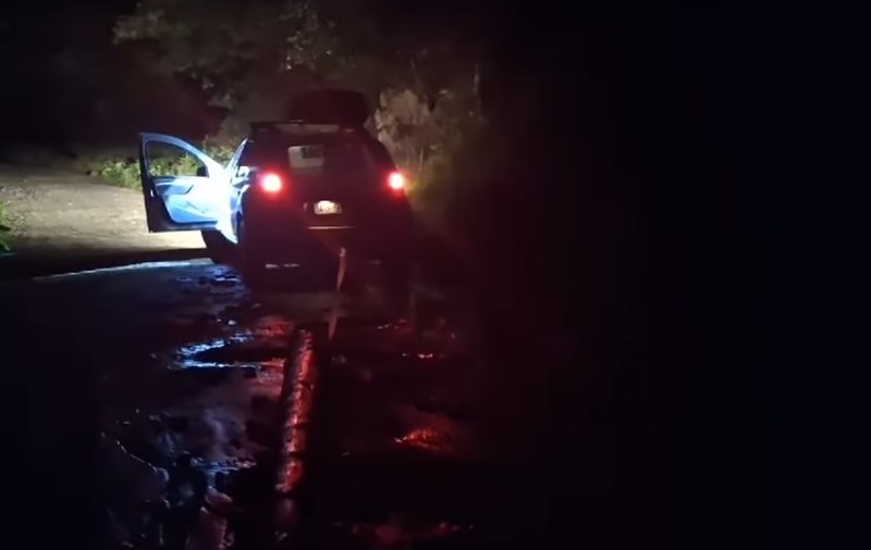 Salvamont Argeş anunţă că drumul spre Stâna lui Burnei este rupt: "Renunţaţi la toate planurile de acces spre Moldoveanu"