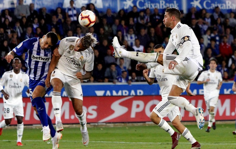 Criză la Real Madrid și la Bayern Munchen. În Anglia, Manchester United s-a salvat miraculos