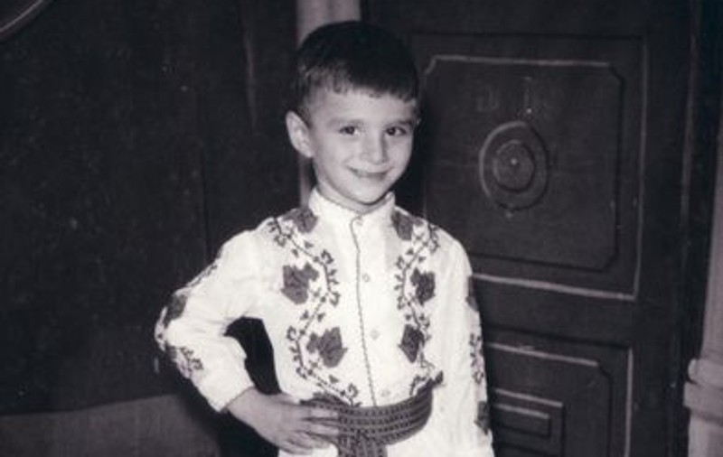 Foto | Uite ce drăgălaş era Christian Ciocan când era mic!