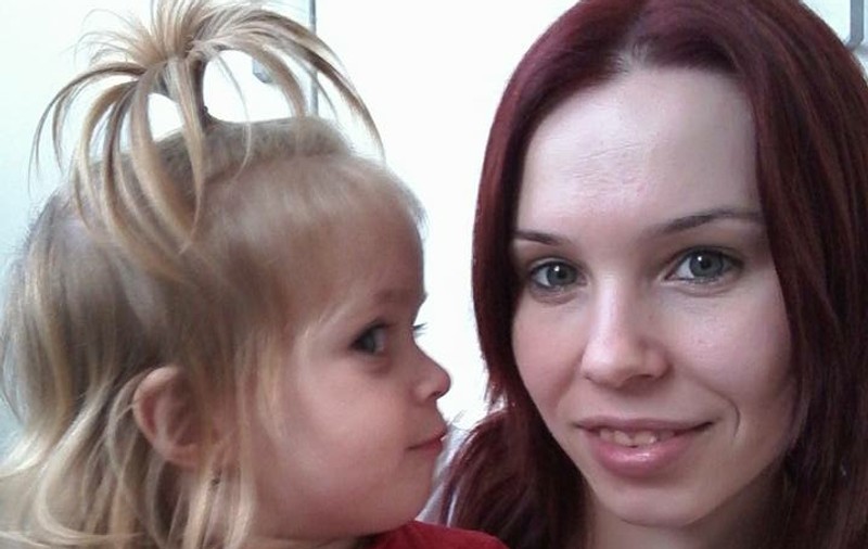 Mărturii șocante ale româncei care a supraviețuit atentatelor de la Bruxelles: «Mi-am văzut fetița peste cadavre. Era deasupra lor»