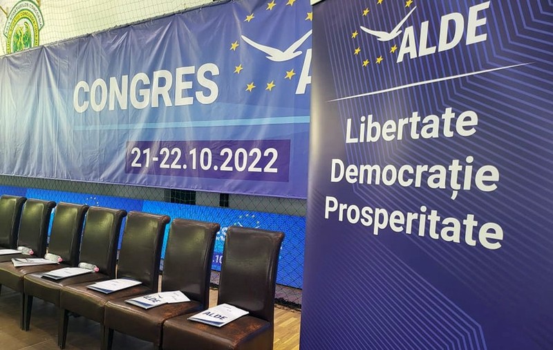ALDE şi-a ales o nouă conducere. Varujan Vosganian, Mohammad Murad și Mircea Minea, copreşedinți