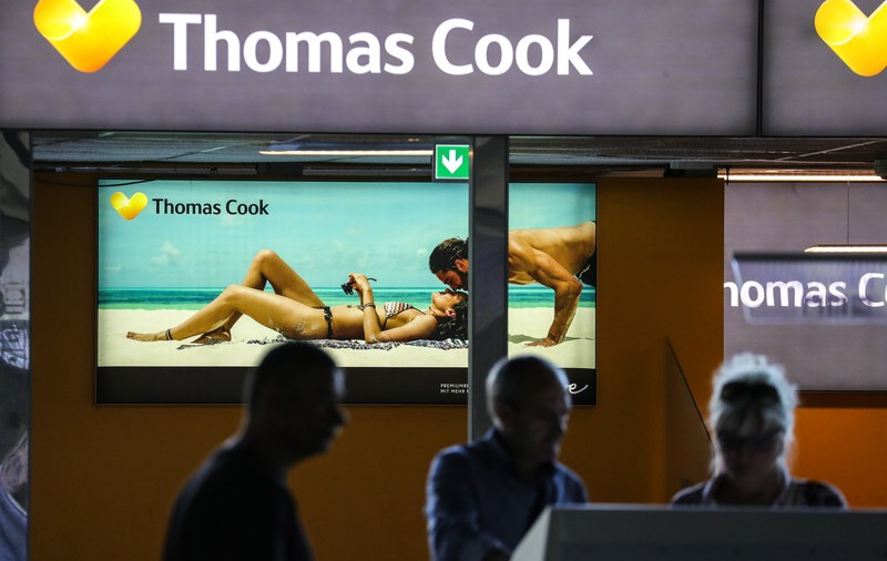 Cea mai veche agenție de turism din lume a intrat în faliment. 600.000 de turiști, blocați în stațiuni și aeroporturi