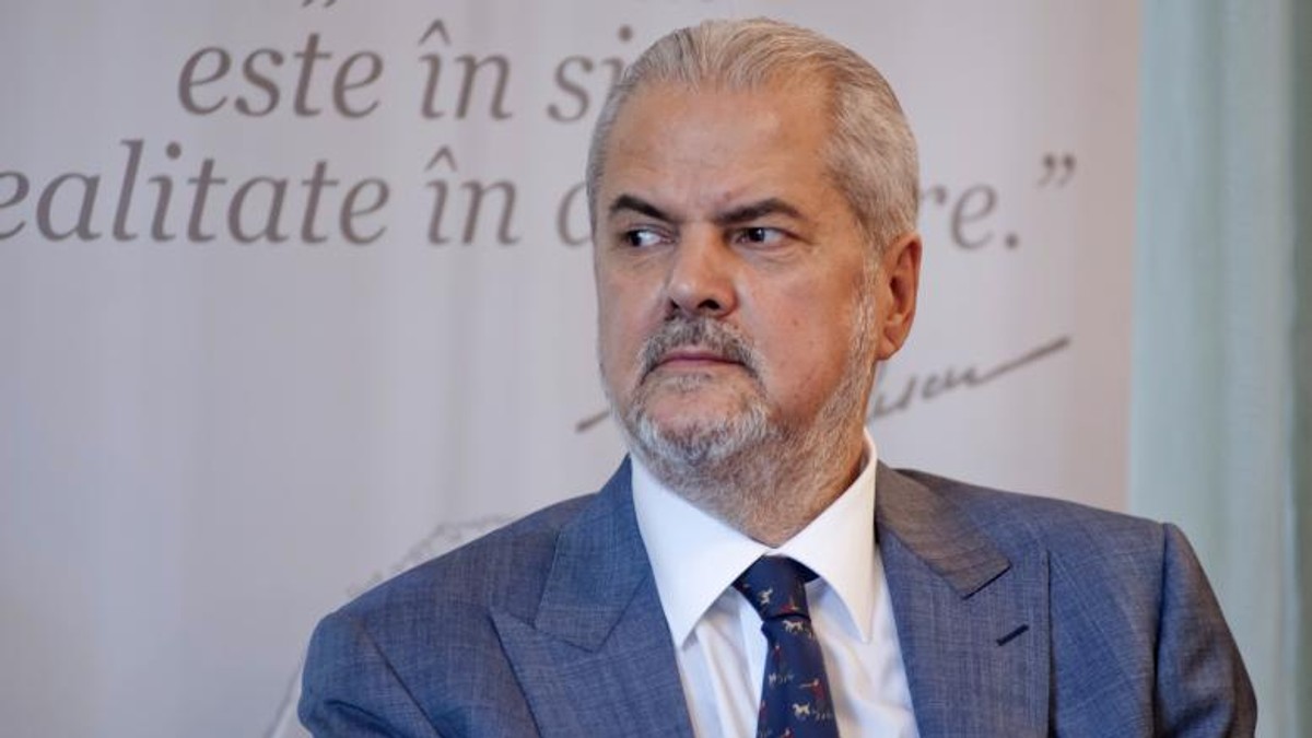 Adrian Năstase