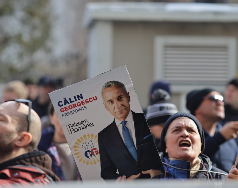 Protest la Parchetul General, după ce Călin Georgescu a fost adus la audieri
