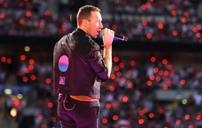 Cât costă biletele la concertele Coldplay la București. Cererea e uriașă, o parte dintre variante au fost epuizate