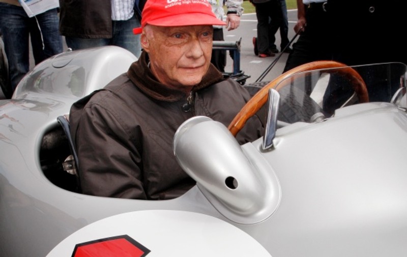 Fostul campion de Formula 1 Niki Lauda, tată de gemeni, la 60 de ani