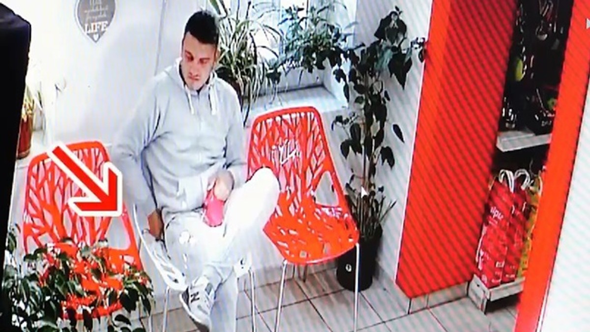 Tânărul care a furat bani unei cliente din Timișoara a înapoiat banii