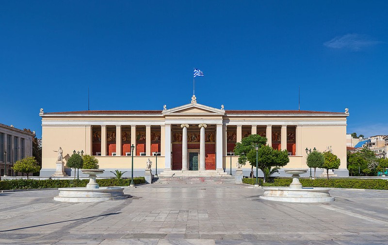 Guvernul grec vrea să elimine interdicția ca poliția să intre în universități. ”Au devenit un azil pentru fărădelege”