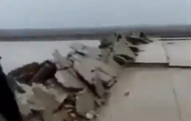 Cutremurul devastator din Turcia a crăpat pista aeroportului Hatay