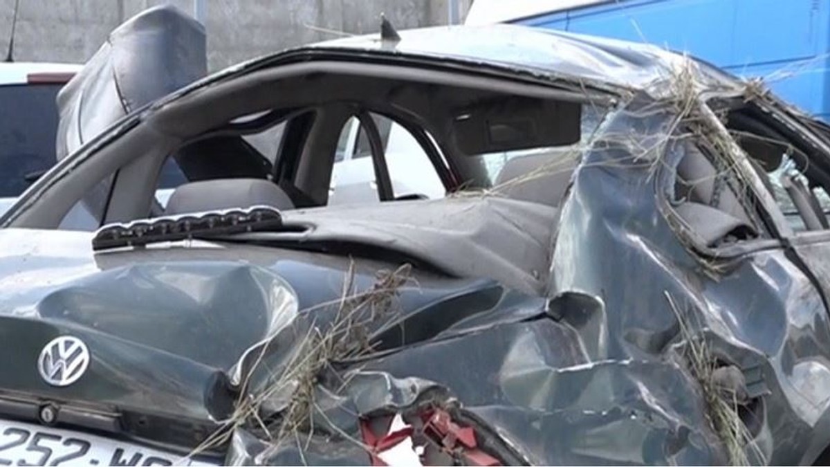 Polițiștii din Mehedinți au tras zece focuri de armă după un șofer teribilist
