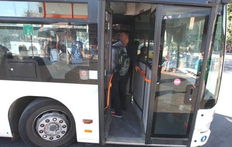 PROPUNEREA autorităţilor din IAŞI! FĂRĂ PENSIONARI, dimineaţa şi seara, în MIJLOACELE DE TRANSPORT în COMUN!