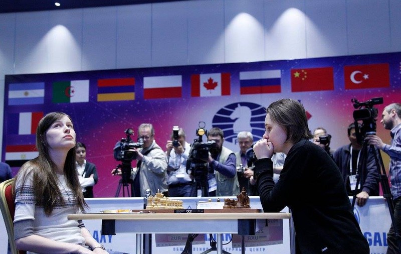 Maria Muziciuk - Natalia Pogonina 1,5 -0,5, în finala Campionatului Mondial de la Soci