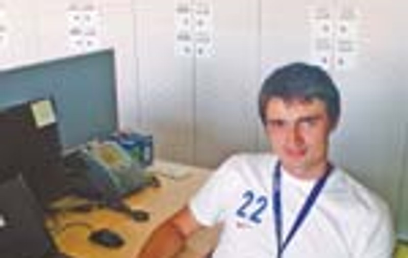 Sef peste angajati din 8 tari