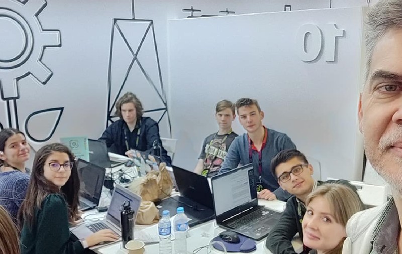Radu Ticiu, antreprenor în IT și educație: „Școala românească are o capacitate minimală de a atrage elevii către domenii științifice”