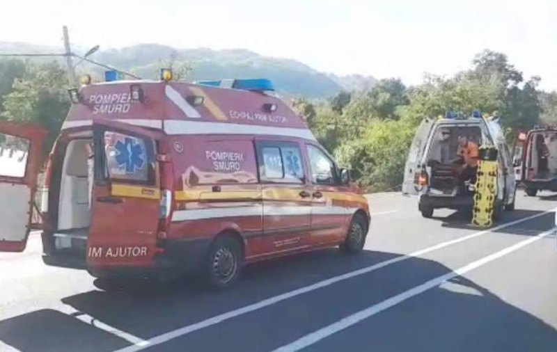 Două persoane au fost găsite moarte într-o mașină căzută într-o râpă, în județul Vaslui. Autoturismul s-ar fi răsturnat încă de noaptea trecută