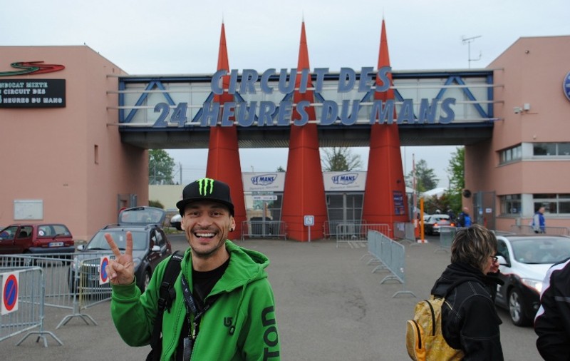 DJ-ul ProFM George Vintilă a asistat la show-ul pilotului Valentino Rossi