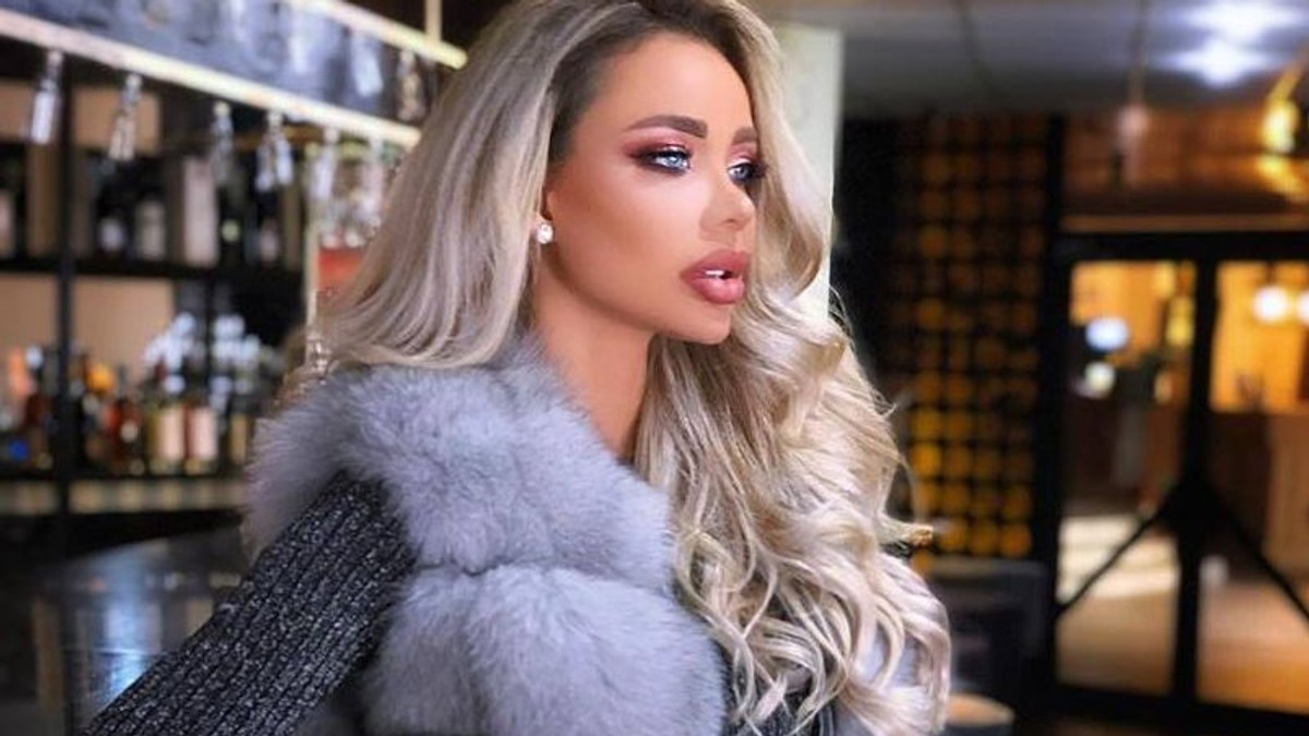 E serioasă relația dintre Bianca Drăgușanu și Alex Bodi. Vedeta s-a mutat cu iubitul