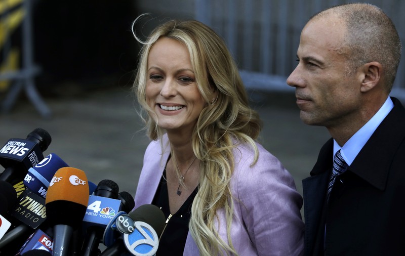 Avocatul lui Stormy Daniels, Michael Avenatti, a fost arestat. Ce acuzații i se aduc