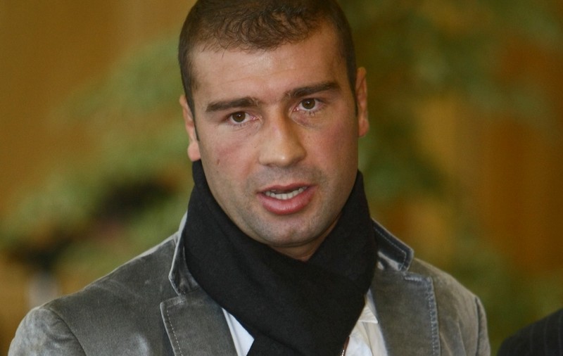 Lucian Bute şi-a cumpărat pantofi din piele de pisică de mare