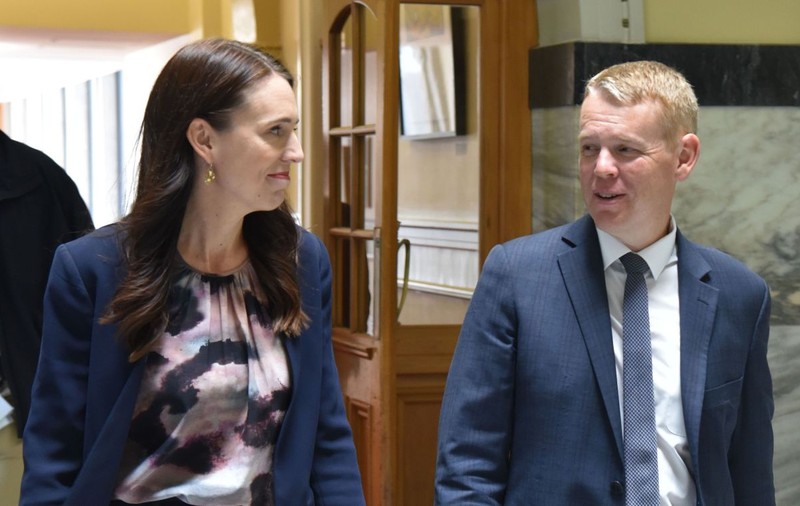 Jacinda Ardern, înlocuită oficial în funcția de premier al Noii Zeelande de Chris Hipkins