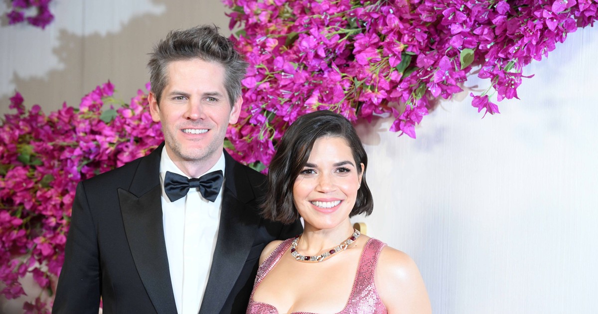Actrița America Ferrera și soțul său