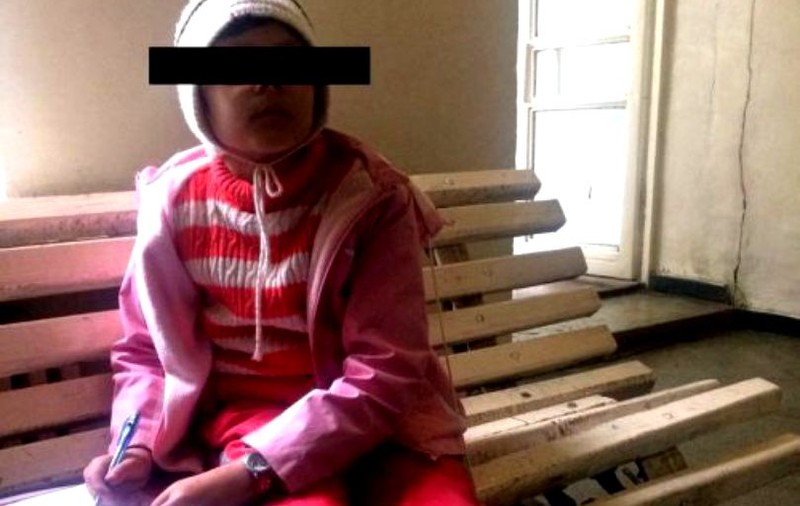 Fetița din Iași bolnavă de cancer, pe care părinții au refuzat să o mai trateze, a murit