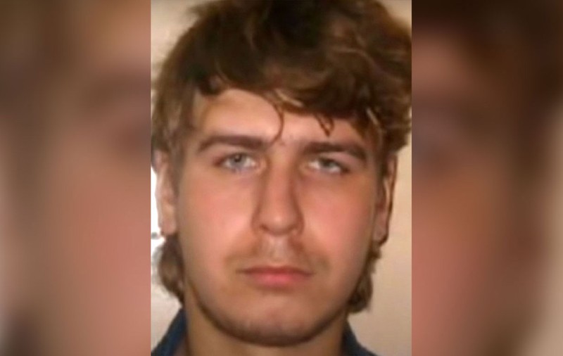 Un „satanist” rus condamnat pentru uciderea ritualiacă a patru tineri a fost grațiat, după ce a luptat pe frontul din Ucraina, scrie presa rusă