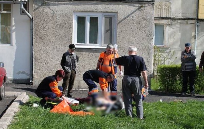 Tragedie! S-a aruncat de la etajul 4, cu o zi înainte de controlul medical la psihiatru