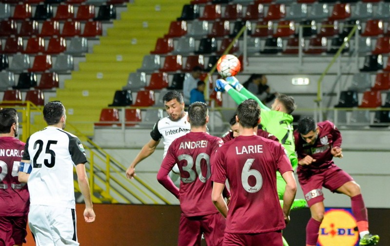 Liga 1. CFR Cluj - Astra Giurgiu 5-1. Show cu patru penalty-uri. Oaspeţii au ratat repetiţia pentru West Ham