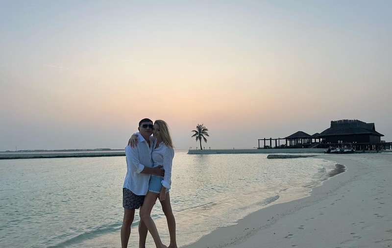 Valentina Pelinel și Cristi Borcea au plecat fără copii în vacanță. „Sunt deja măricei și înțeleg”