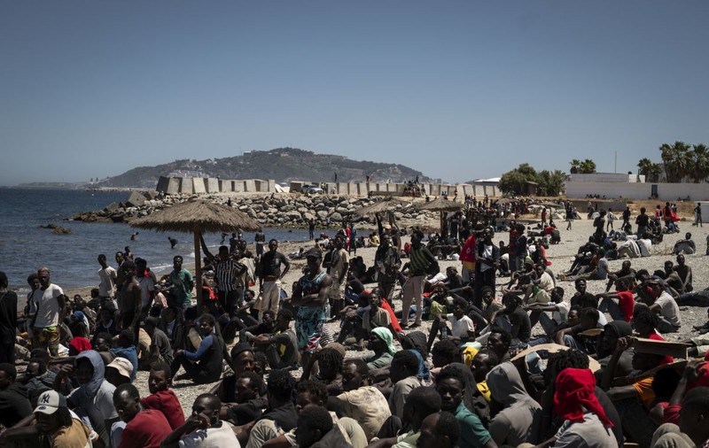 Imigranții marocani din Ceuta cer să ajungă în Europa: „În România, în Rusia, dacă au nevoie de forță de muncă”