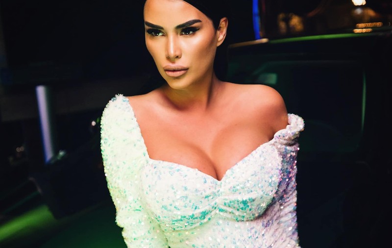 Imagini cu Daniela Crudu la o lună după ce a născut cel de-al doilea copil. A pozat într-o rochie scurtă