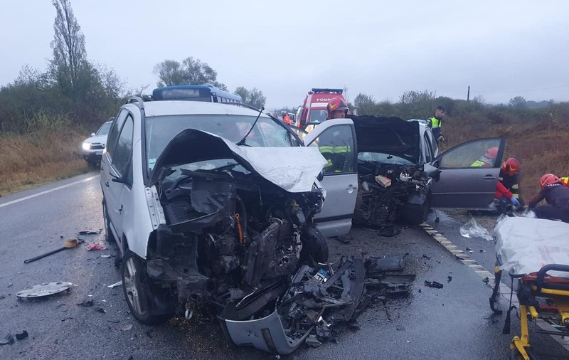 Șase persoane au fost rănite într-un accident petrecut pe DN 76, în județul Bihor