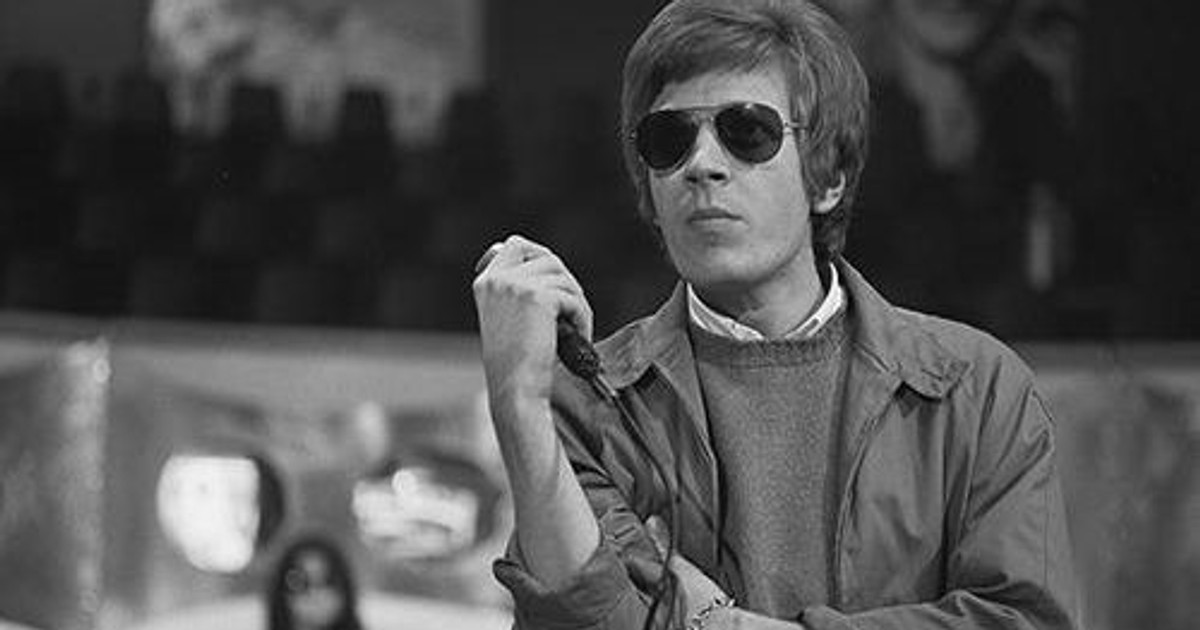 Cântăreţul Scott Walker a murit. Fostul membru al formației "The Walker Brothers" avea 76 de ani